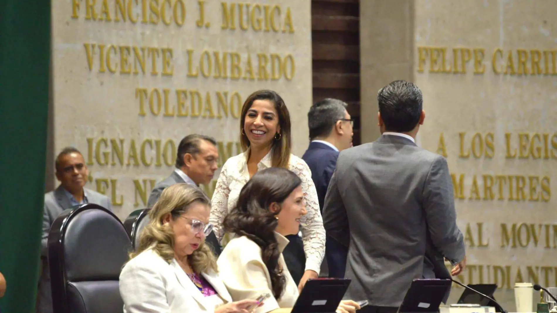 MArybel Villegas rinde protesta como diputada federal